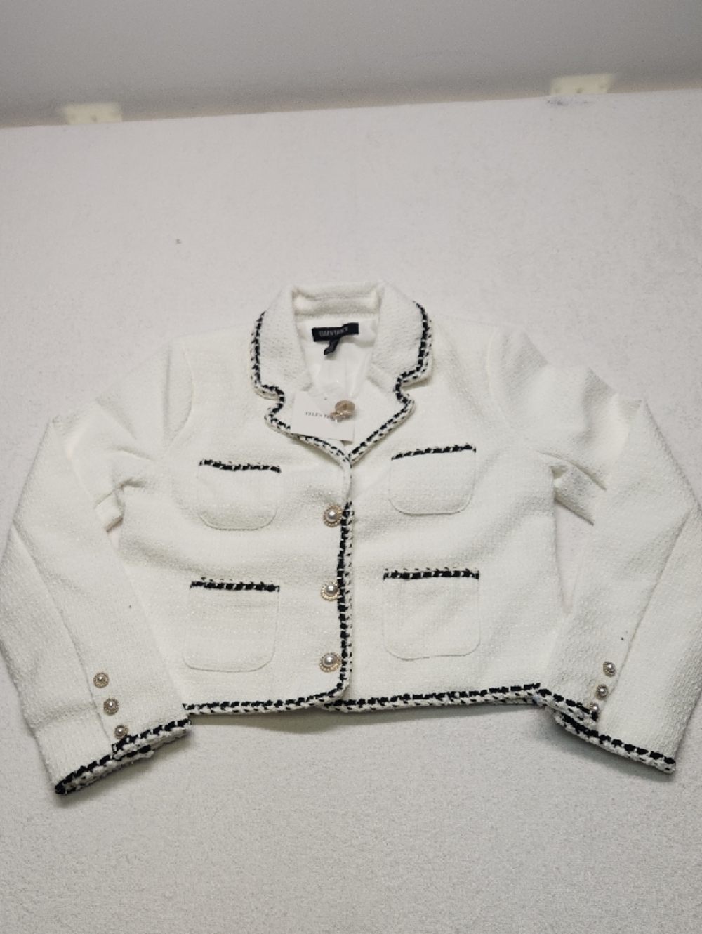 Ellen Tracy-White Tweed Blazer with Black Trim and Pearl Buttons Size XS 0075 - Picture 2 of 6